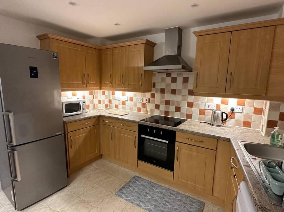 2 Bedrooms Luxurious In Luton *